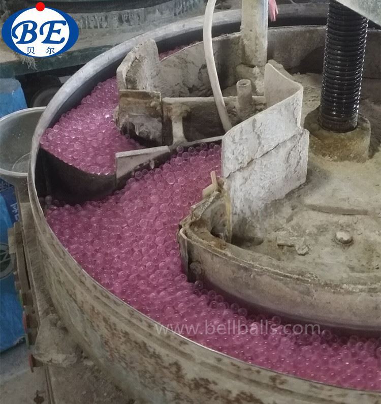 grinding glass balls-1_ grinding glass balls-1_